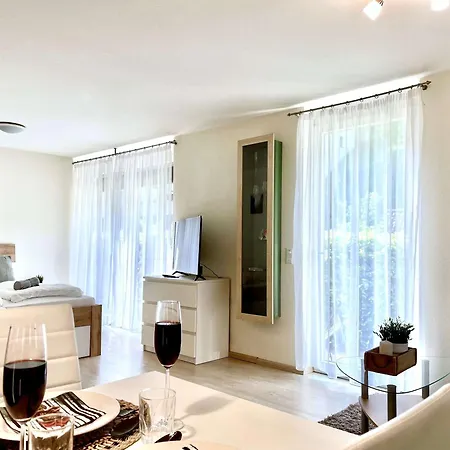 Relaxapartments Black Forest Diamond Direkt An Der Hornberger Freilichtbuehne - Sonnenterrasse Mit Blick Auf Hornberger Schloss, Schnelles Internet, Fuer Bis Zu 2 Personen Appartement *